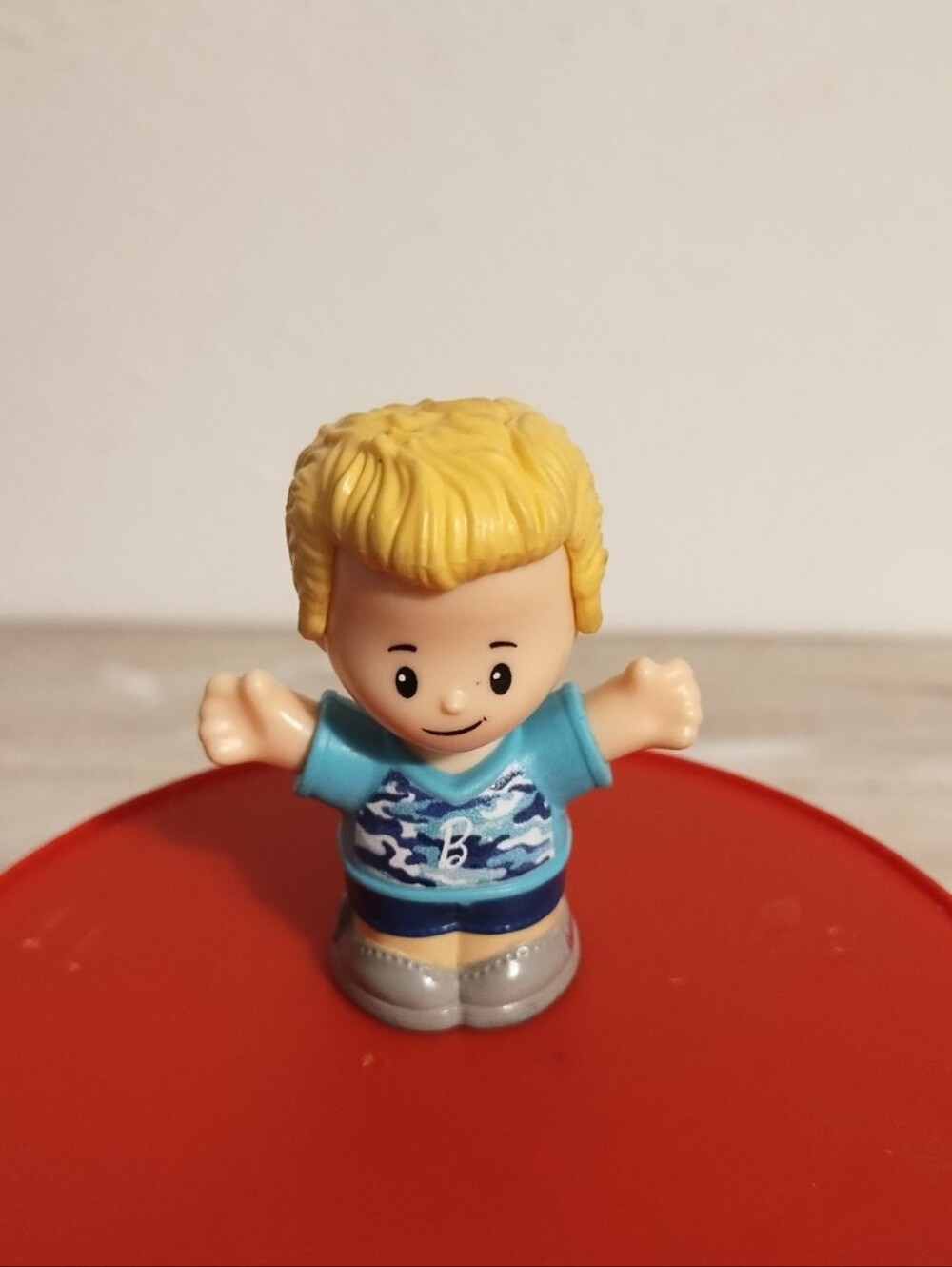 Fisher Price Little People Barbie Blond Hair Man Dad Ken Blue Shirt Shorts